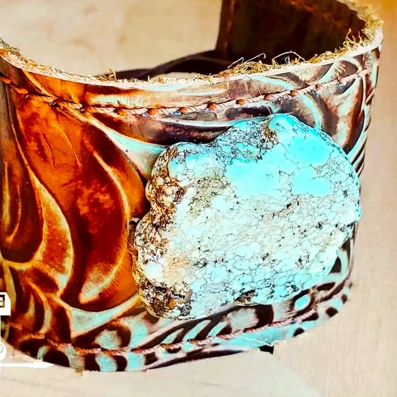 Leather cuff with tie-turquoise brown floral with turquoise slab - Picture 1 of 1